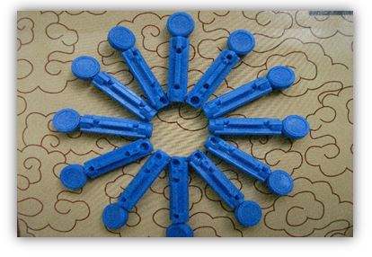LANCETTE PUNGIDITO WELLION LANCET GAUGE 28 25 PEZZI - farmaciabianca.it